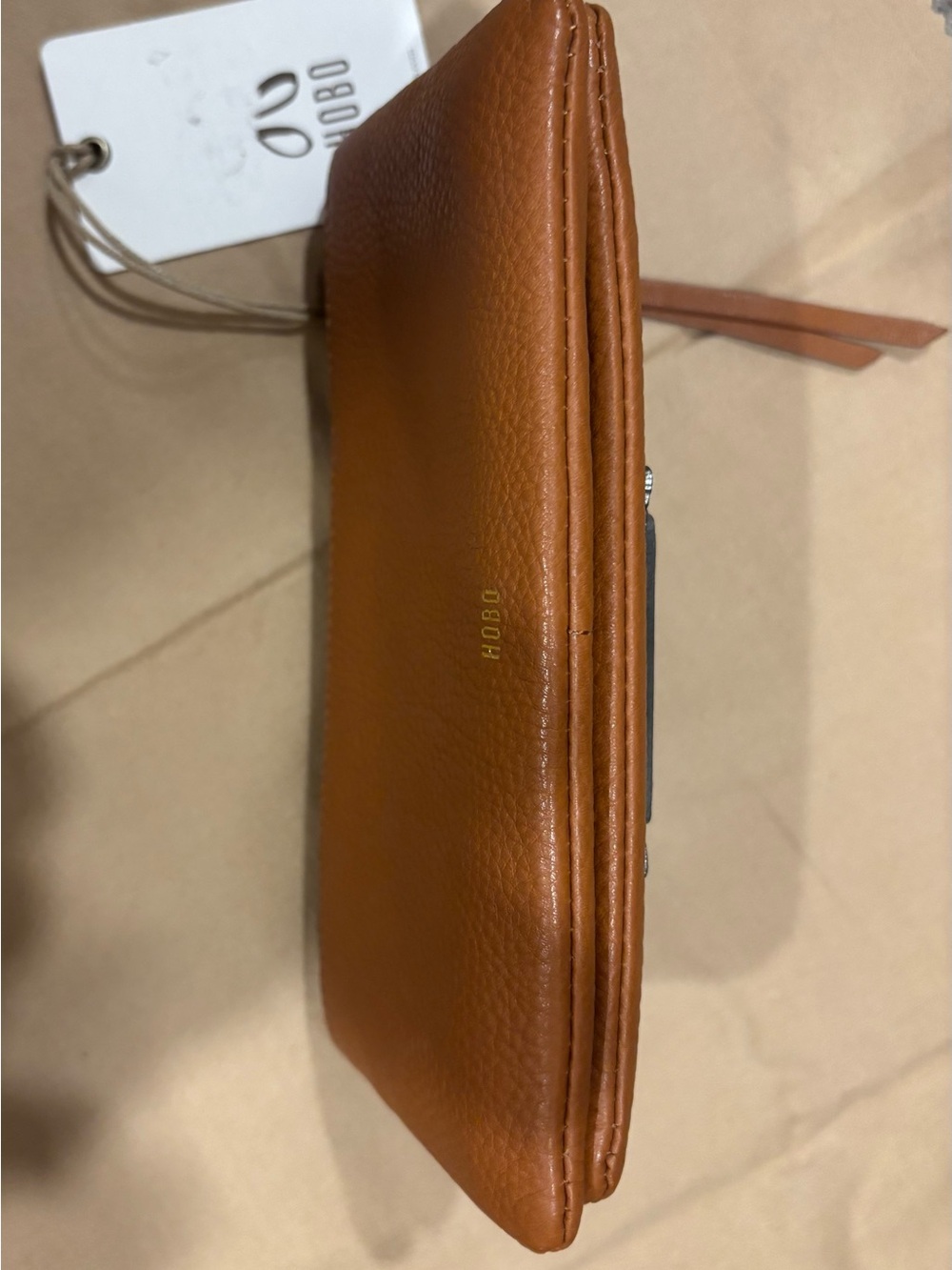 NWT Hobo Lumen Continental Wallet Warm Honey 100% Genuine Leather - Picture 10 of 10
